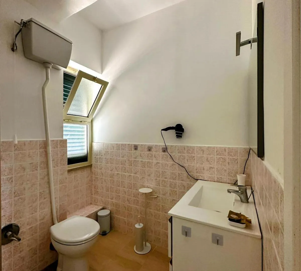 Centro Storico Stazione Aeroporto Wi-Fi&Selfcheck-In Apartment Palermo 0*,  Italy