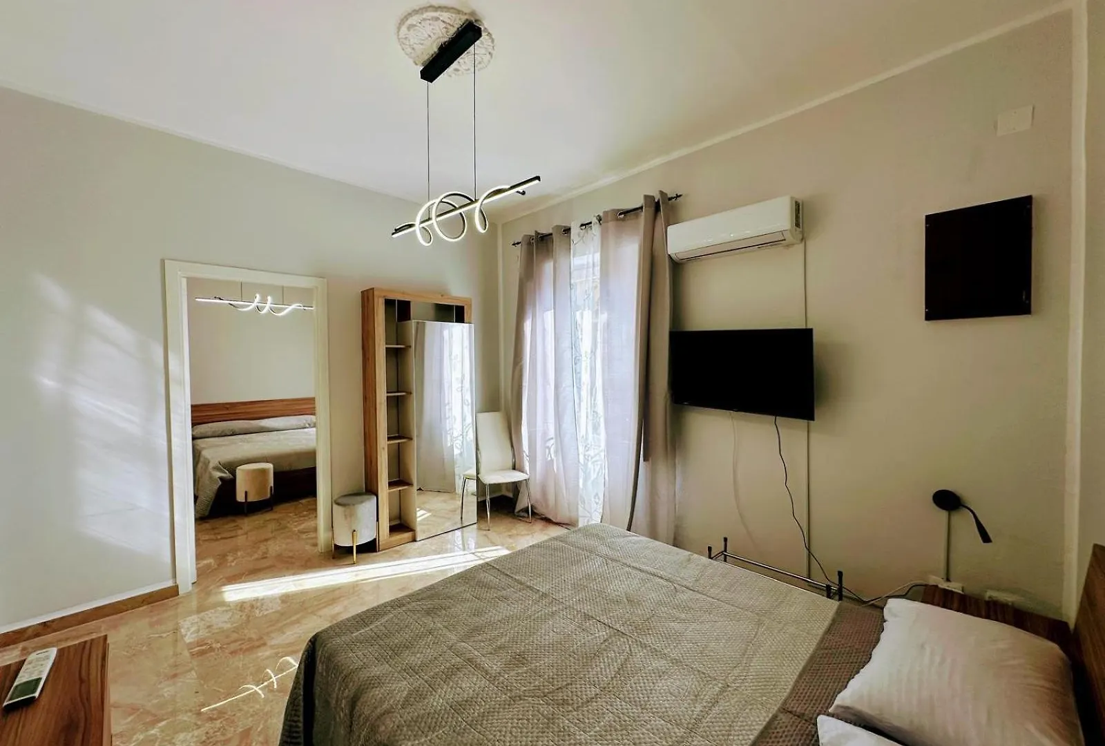 Centro Storico Stazione Aeroporto Wi-Fi&Selfcheck-In Apartment Palermo
