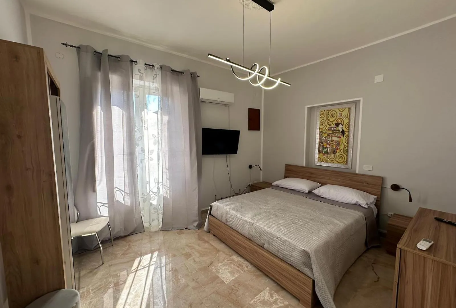 Centro Storico Stazione Aeroporto Wi-Fi&Selfcheck-In Apartment Palermo