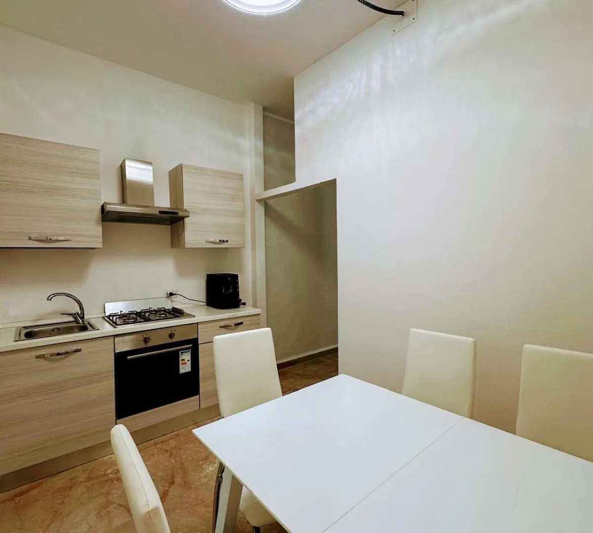 Centro Storico Stazione Aeroporto Wi-Fi&Selfcheck-In Apartment Palermo